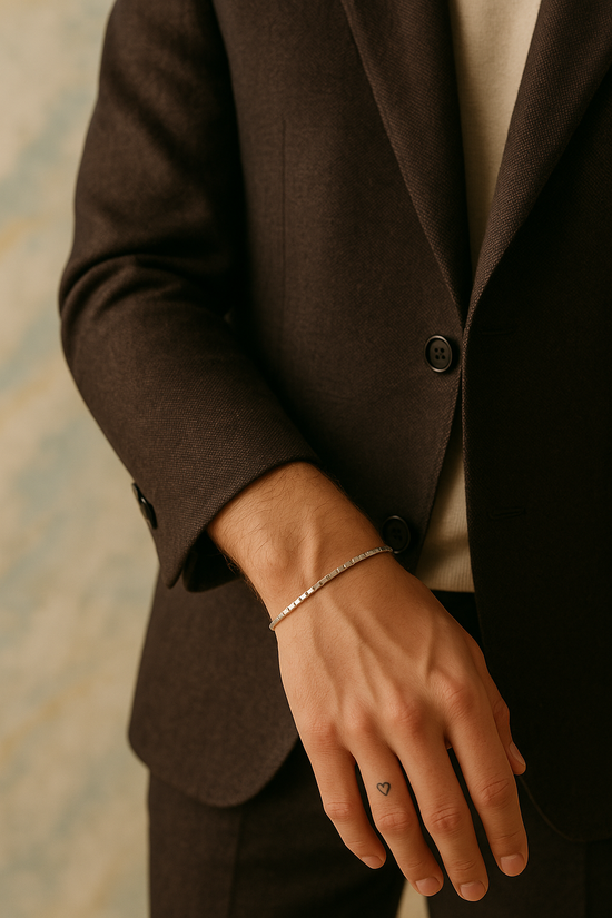 The Silhouette Chain Bracelet – Gold & Silver Veil Edition