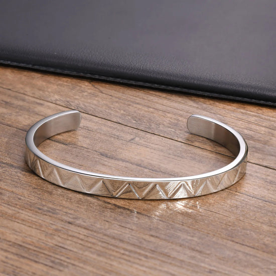Modern Crest – Thin Wave Cuff in Polished Steel