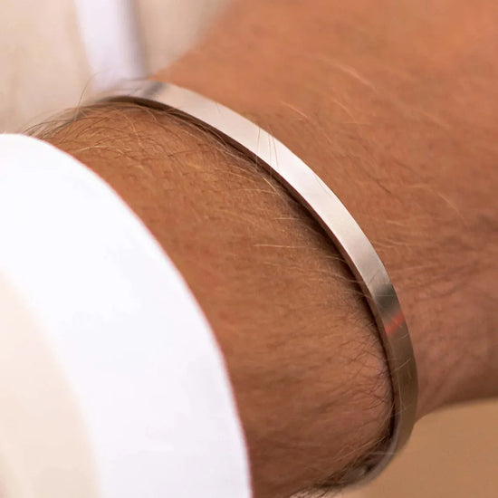 The Line Bangle